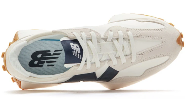 Women's New Balance 327 'Moonbeam / Outerspace' | WS327KB
